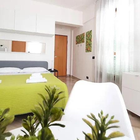 Skyline - Centro Apartment Bari